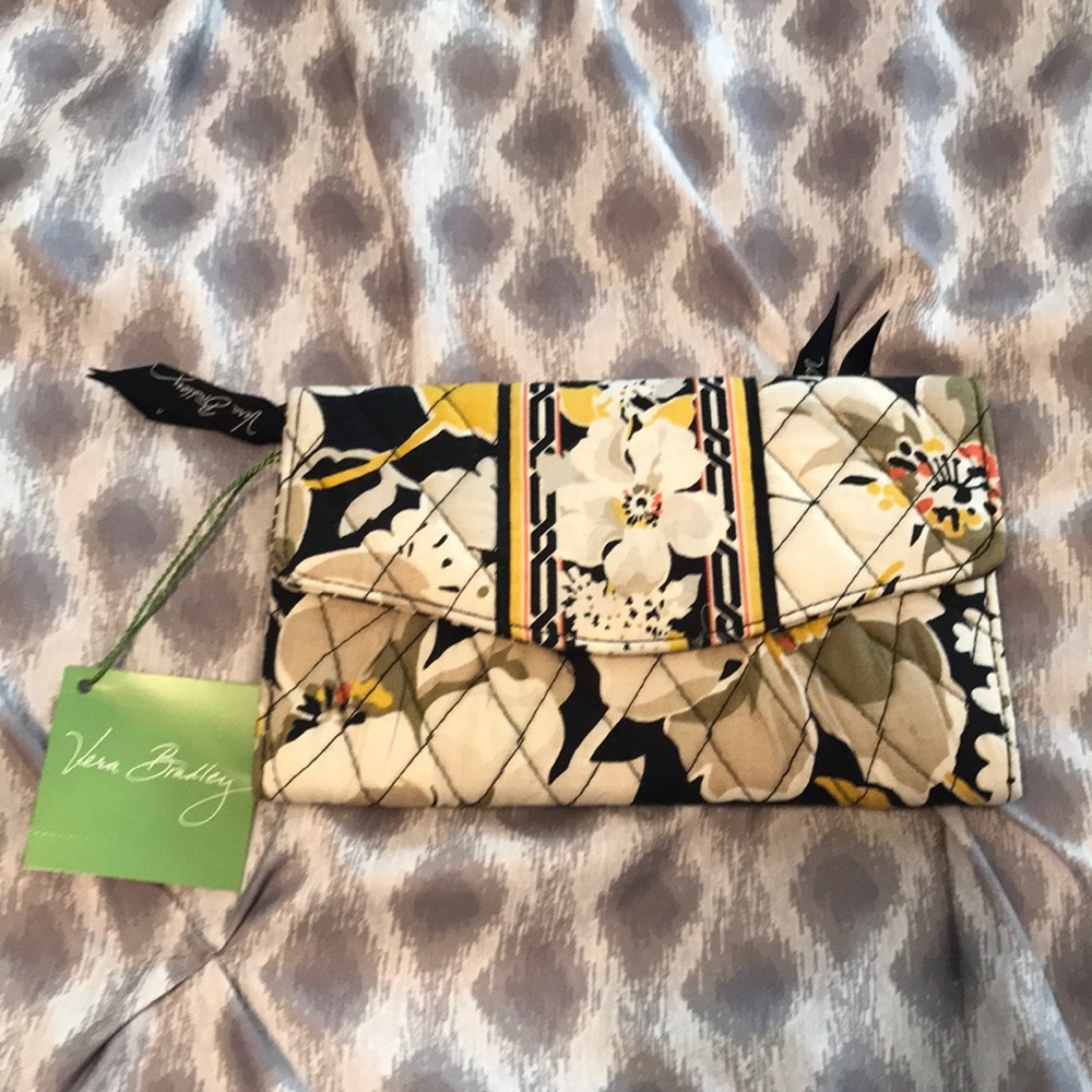 Vera Bradley Dogwood Crossbody wallet/clutch